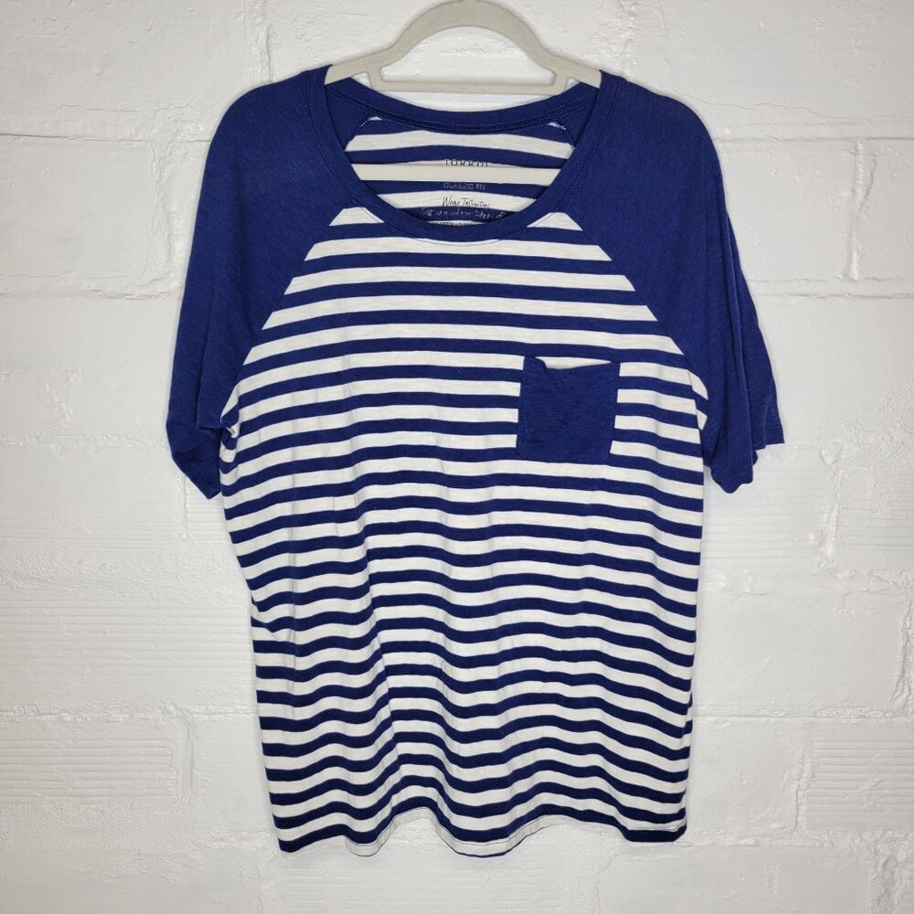 Torrid Women's Size 1X Shirt Top Classic Fit Blue White Striped
